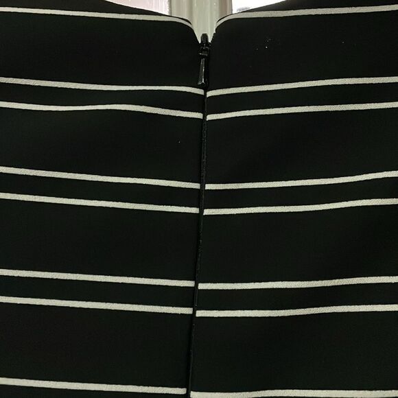 Anthropologie Hutch horizontal pin stripe black white Eleanor dress size small - Picture 8 of 13